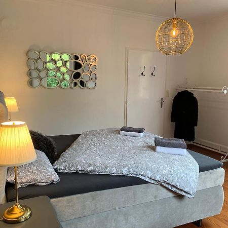 Boutique Apartment Villa Landenberger Outlet Metzingen P12E Buitenkant foto